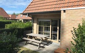 Vakantiehuisje De Panne vlak aan Plopsaland en de zee